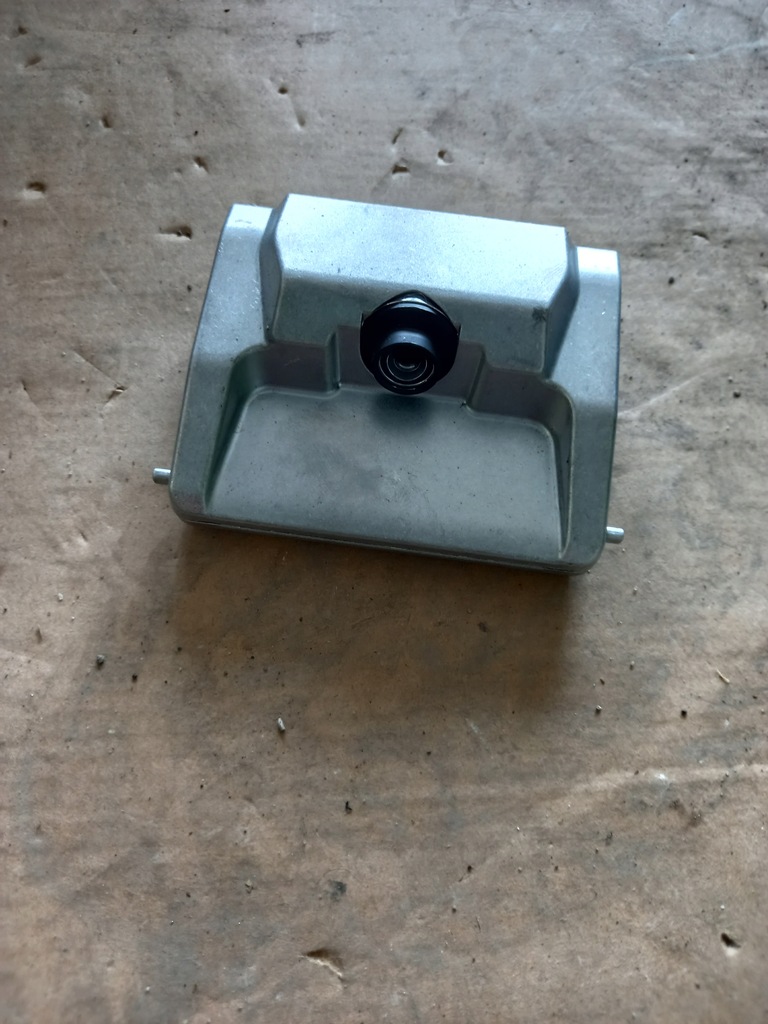 фото №1, Hyundai staria камера асистент поперечина 99211-cg000