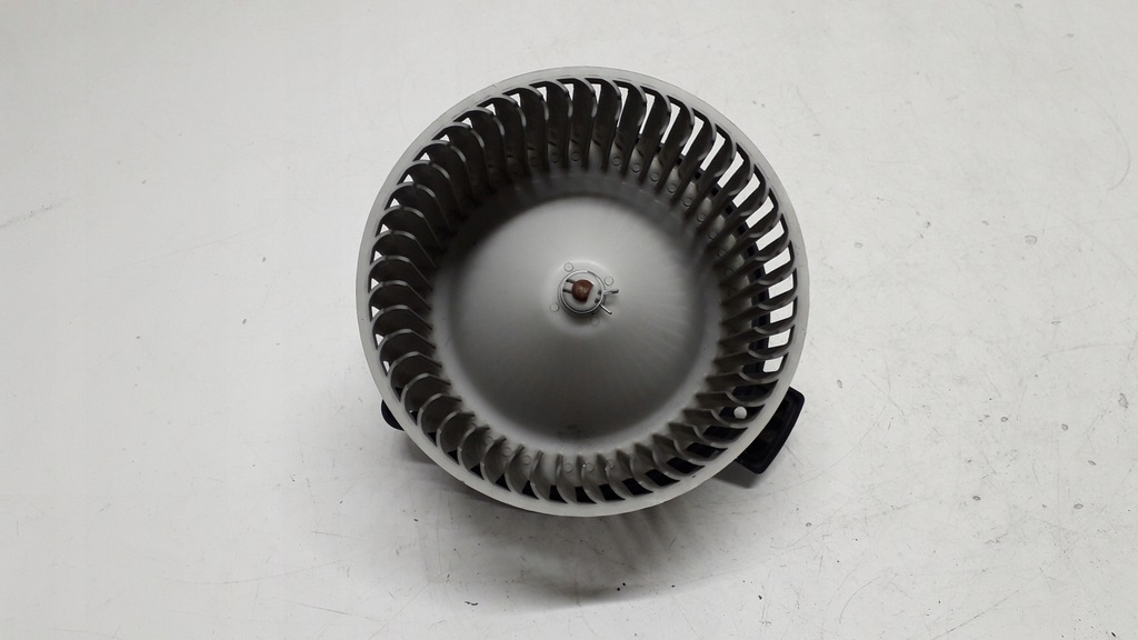 фото №6, Mazda 2 ii 02-07 воздуходувка вентилятор обдув