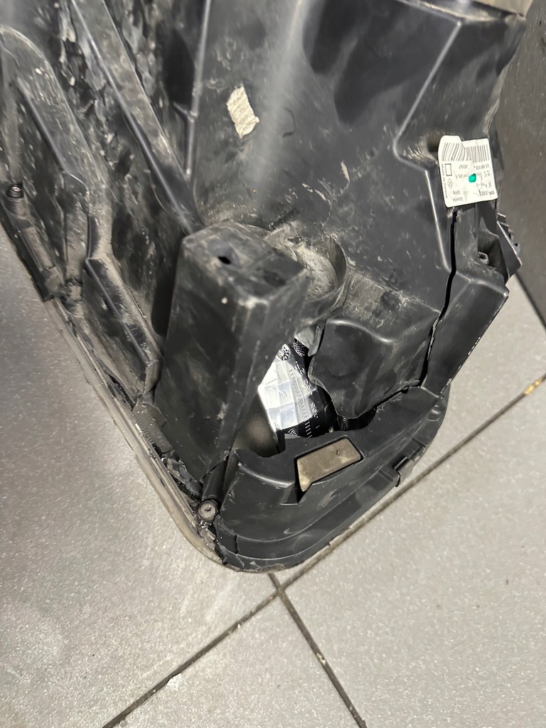 фото №10, Лампа левый перед dacia duster lift 260608209r