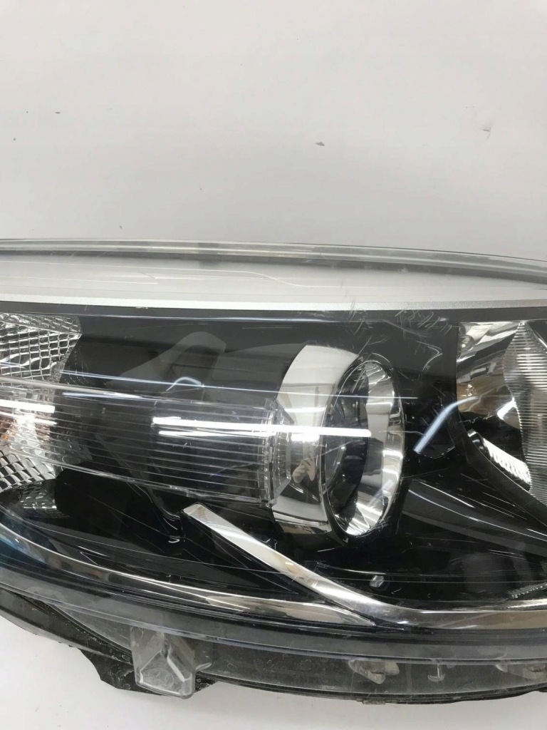 фото №3, Лампа правая перед фара renault captur 2013 - 260102734r