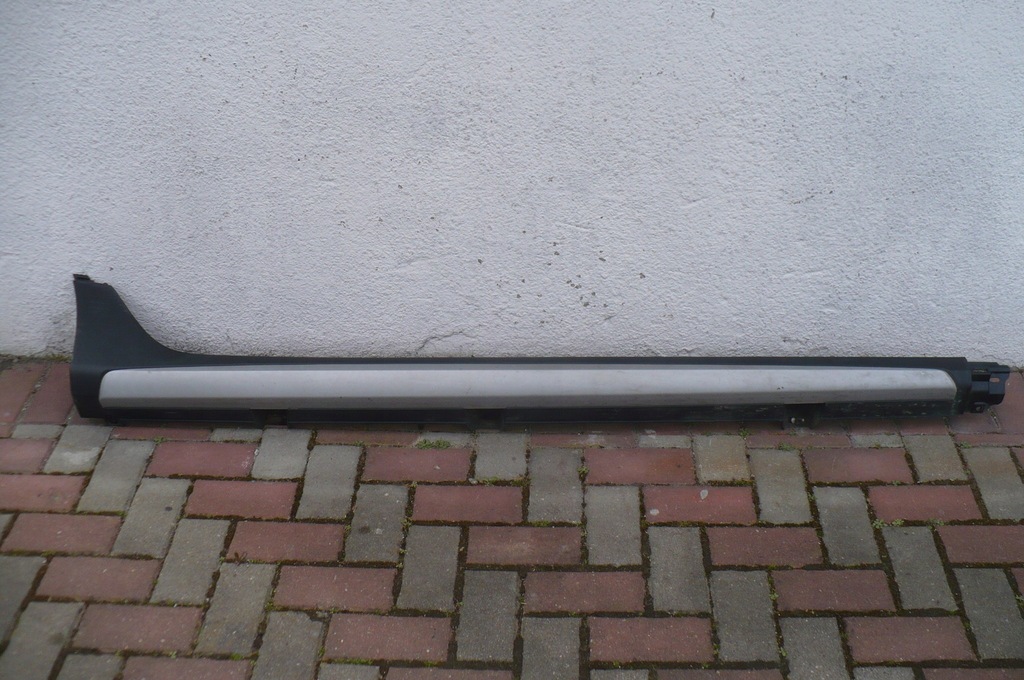 фото №1, Ford fiesta mk8 active 18r- - молдинг поріг права