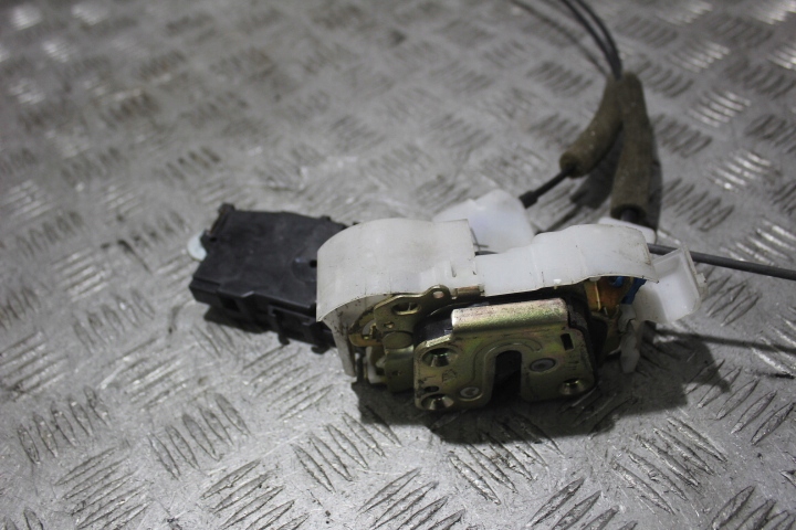 фото №2, Замок лівий перед двері subaru tribeca