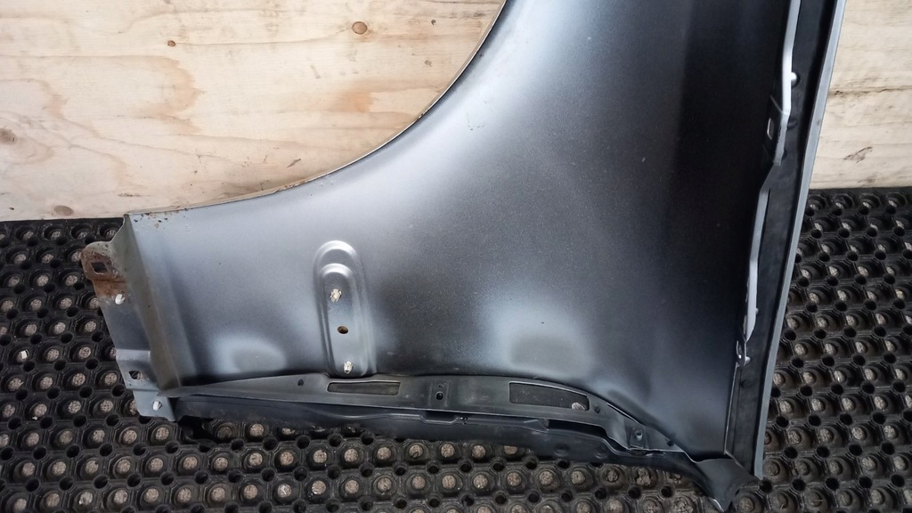 фото №9, Mercedes w203 lift sedan крила перед правий 744