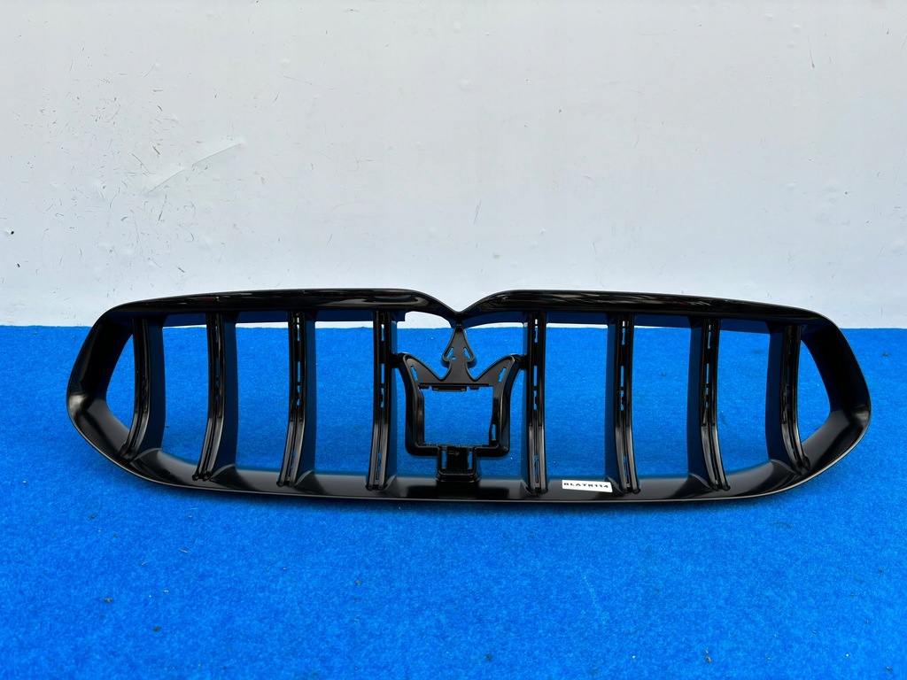 фото №1, Maserati grecale nowa оригинальная решётка радиатора решётка радиатора 670170829 blatr114
