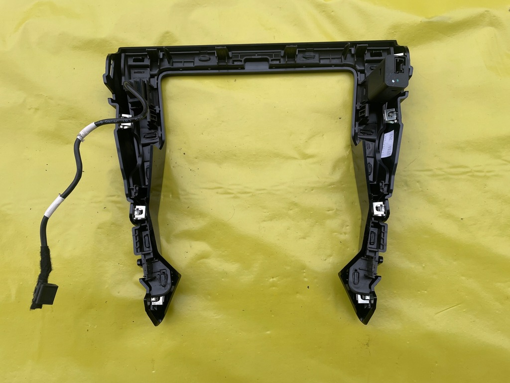 фото №2, Peugeot 208 ii панель рамка радио