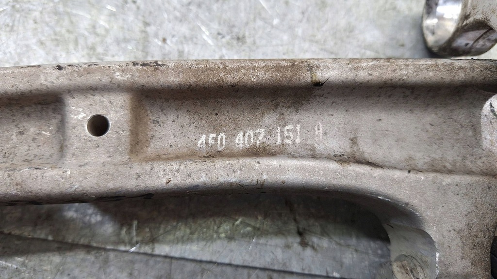 фото №8, Важіль передній правий нижній перед 4f0407151a audi a6 c6