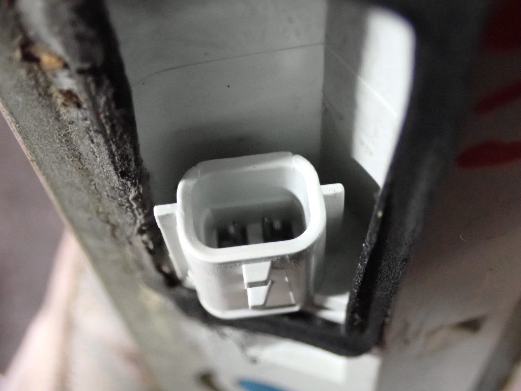 фото №6, Renault laguna 3 iii kombi 07- лампа свет стоп 265900005r