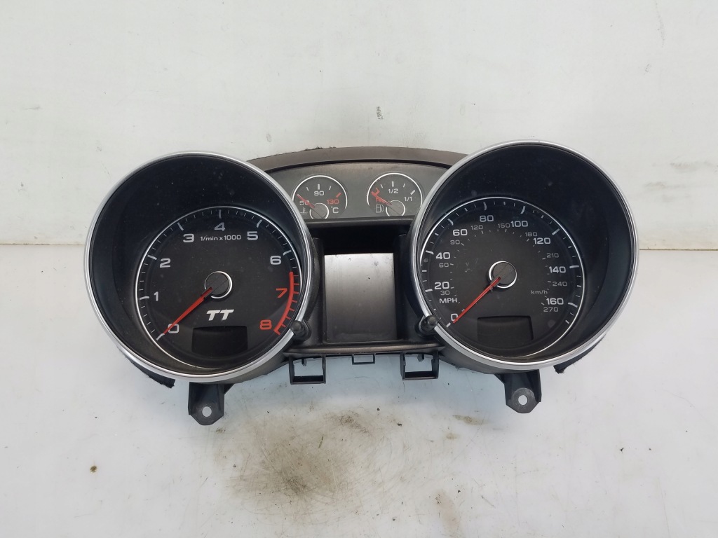 Купити Панель приборів audi tt 8j 2.0 tfsi 8j0920980c