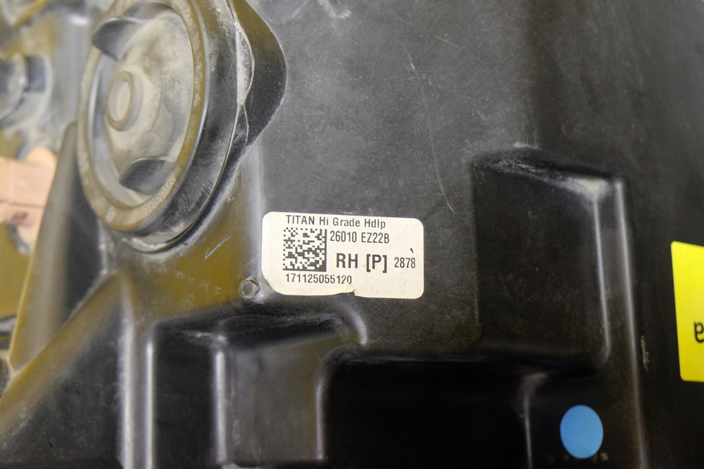 фото №10, Nissan titan 2016- фара лампа led правая тонированная usa