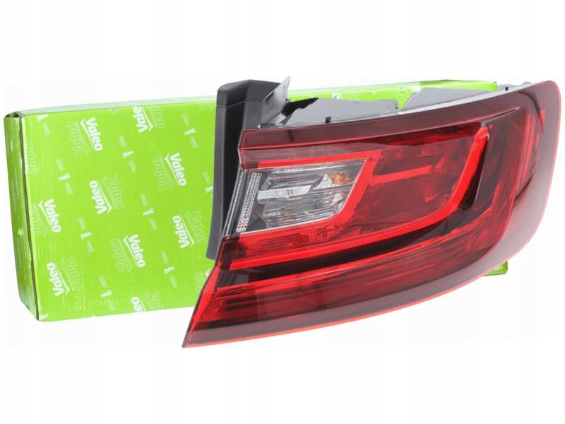 Купить Фара задний  правый  renault megane iv 15-20 liftback