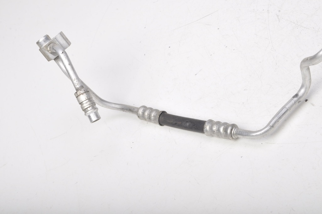 фото №4, Ford fiesta mk8 1.1 шланг кондиціонера