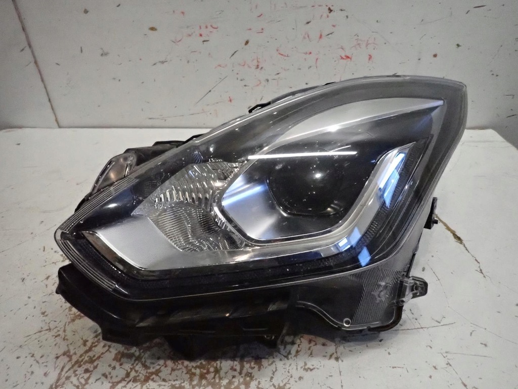 фото №1, Лампа перед левая suzuki swift mk8 2017- full led