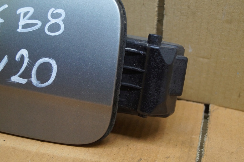 фото №5, Кришка заливної пального audi a4 b8 8k0809999a