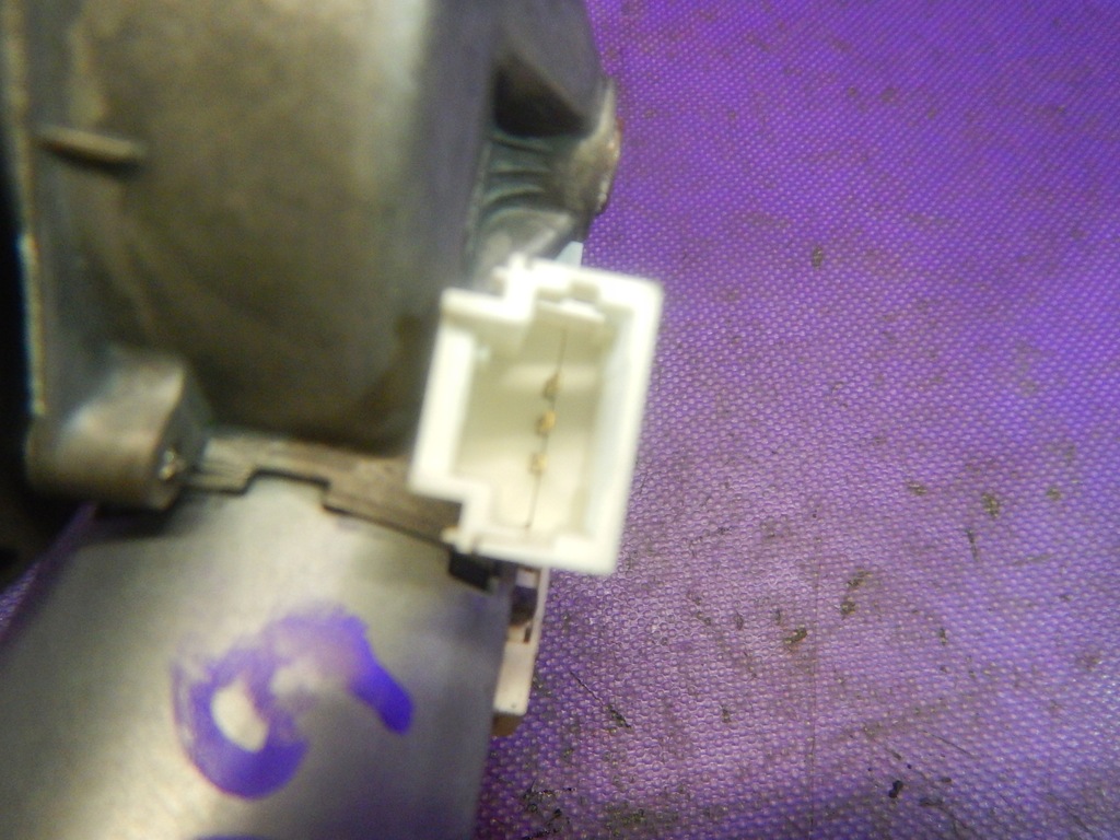 фото №4, Clio iii hb моторчик дворники задняя 8200311486f