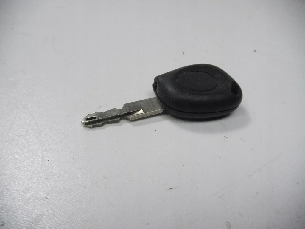 фото №8, Ключ renault оригинальный номер 7701203972