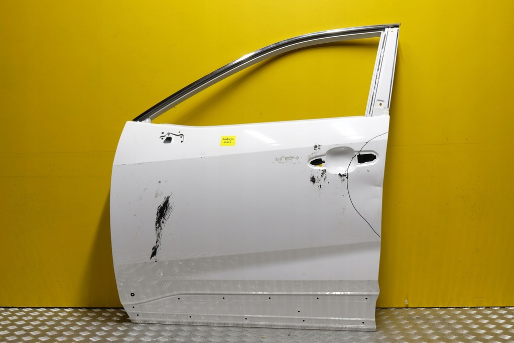 фото №1, Toyota rav4 2018 2019- дверь перед левая usa