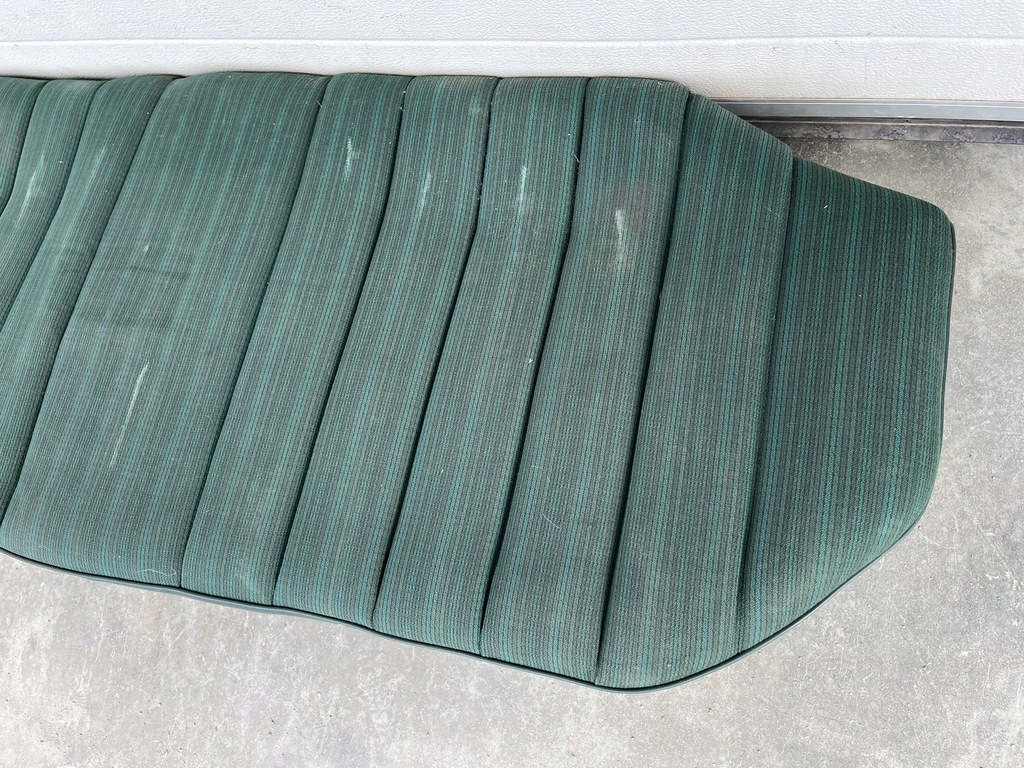 фото №5, Задняя заднее сиденье сиденье зелёные mercedes w124 sedan