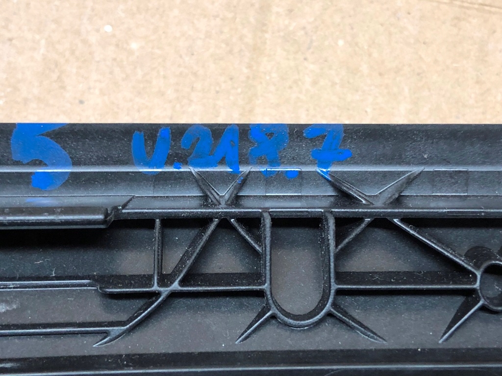 фото №11, Шторка люк 8w6877307 шторка безопасности 5l9 czarna audi a5 s5 rs5 sportback