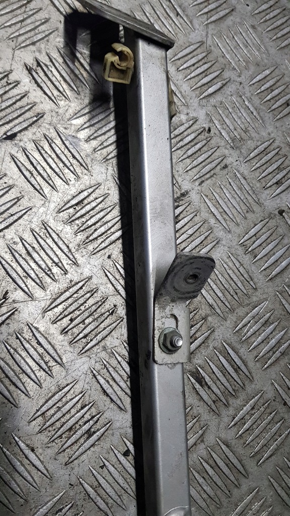 фото №11, Audi a8 d3 кронштейн кронштейн крыла левая 4e0805463e