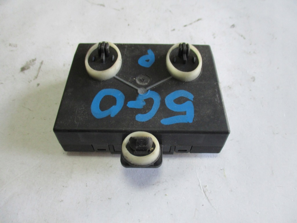 фото №1, Модуль блок керування двері vw golf ii audi 5q0959592a