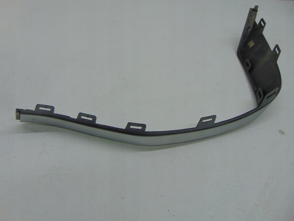 фото №8, Audi rsq8 4m8853842 молдинг бампера задняя правая