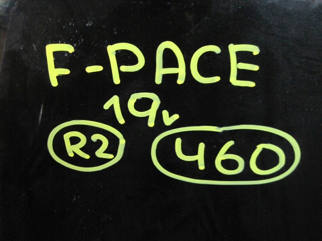 Капот jaguar f pace 19r Недорого