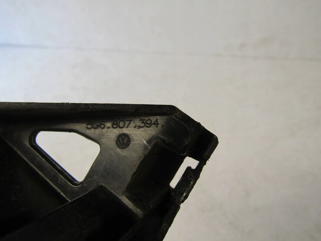 фото №9, Vw golf vii hb направляющая бампера правый задняя