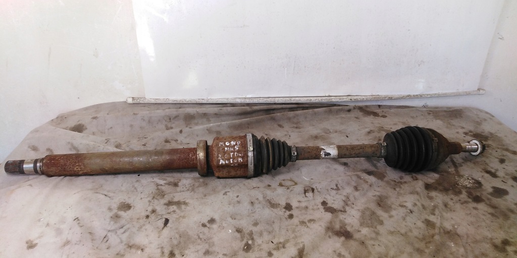 фото №1, Mondeo mk5 приводной вал правая автоматическая коробка передач 16r 2,0 tdci orygin