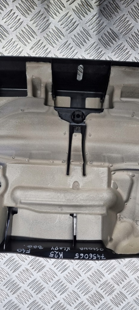 Bmw f40 захист оббивка кришки багажника 7456065 Недорого