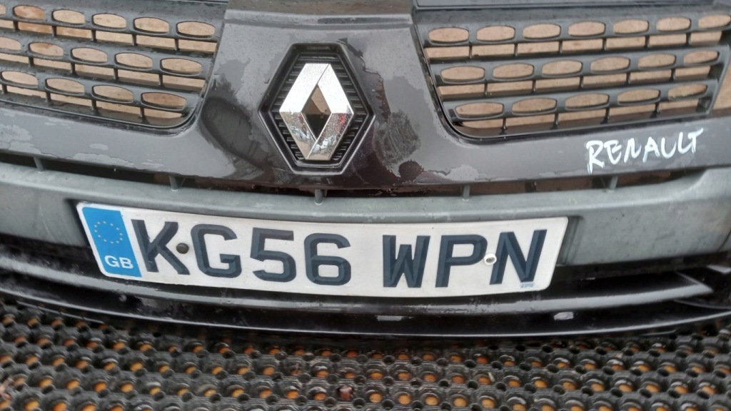 Renault clio ii fl бампер перед nv676 с Разборки