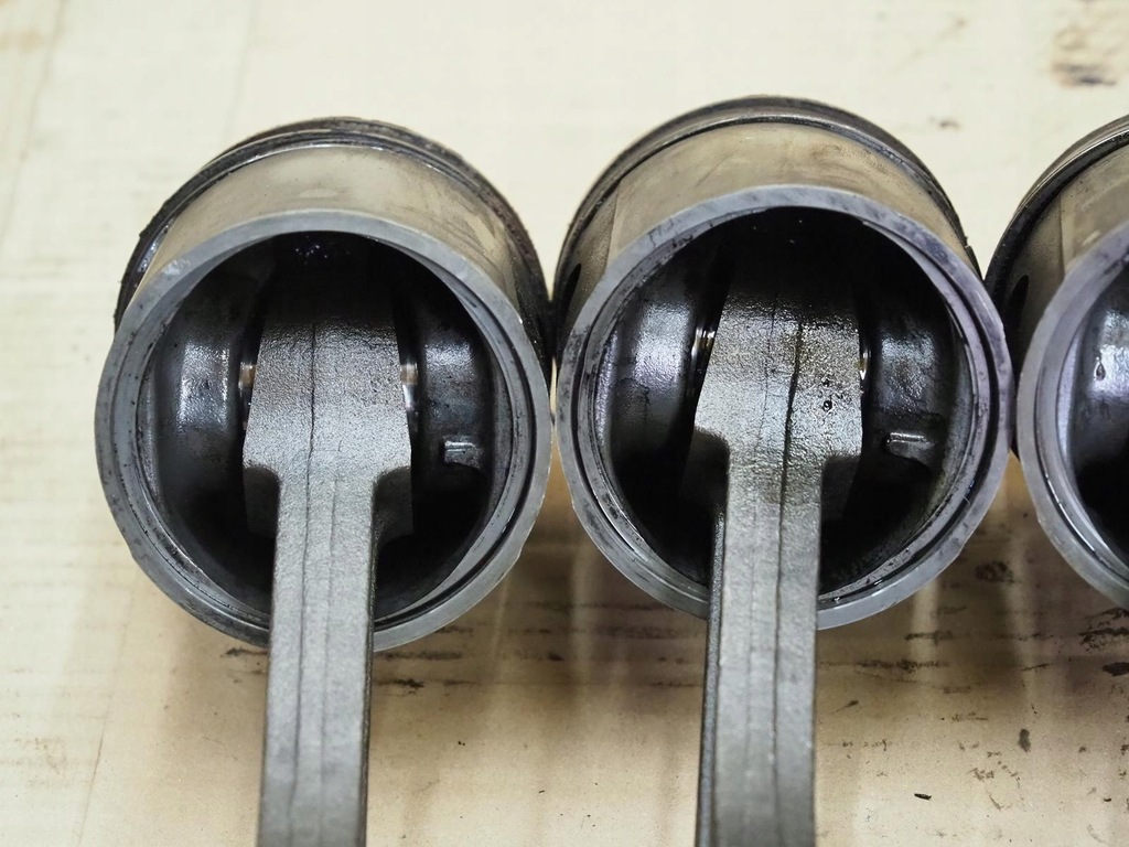 фото №12, Land rover discovery 1 i 2,5 300 поршень шатун