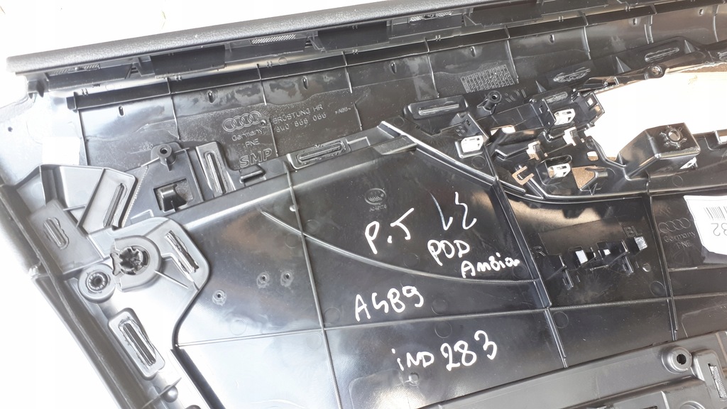 фото №7, A4 b9 8w s4 обшивка дверь правый задняя alcantara