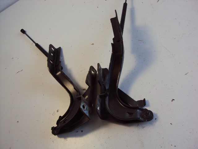 фото №4, Петли капот jeep cherokee kl 2.2d 13- lau