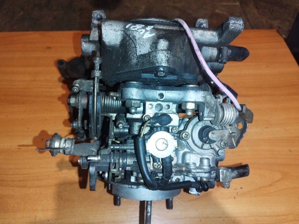 Карбюратор з колектор audi 80 b3 Зі Шроту