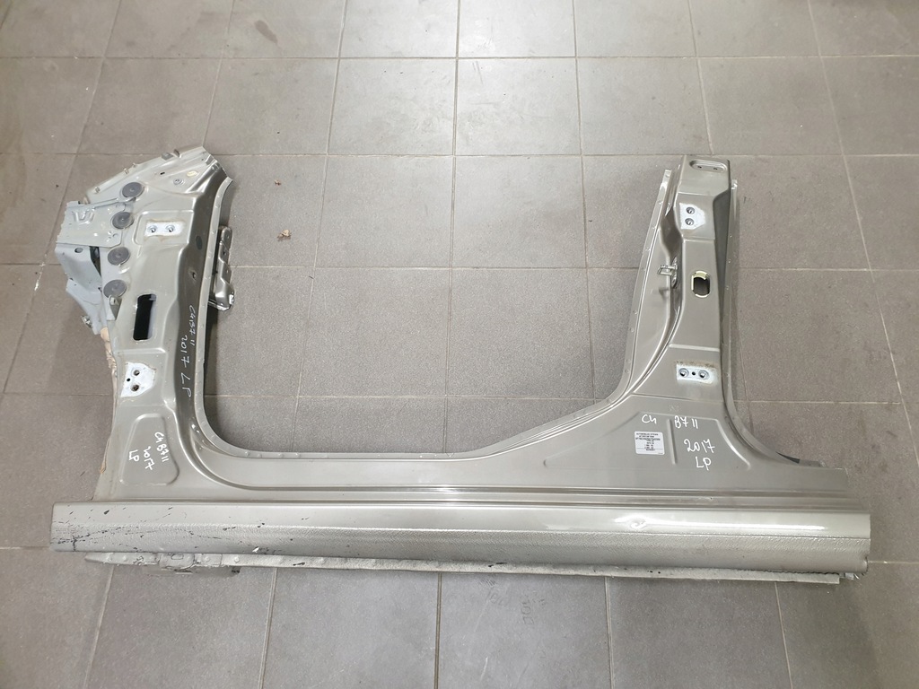 фото №1, Блок двигателя порог четверть citroen c4 b7 ii hb 2010-2018