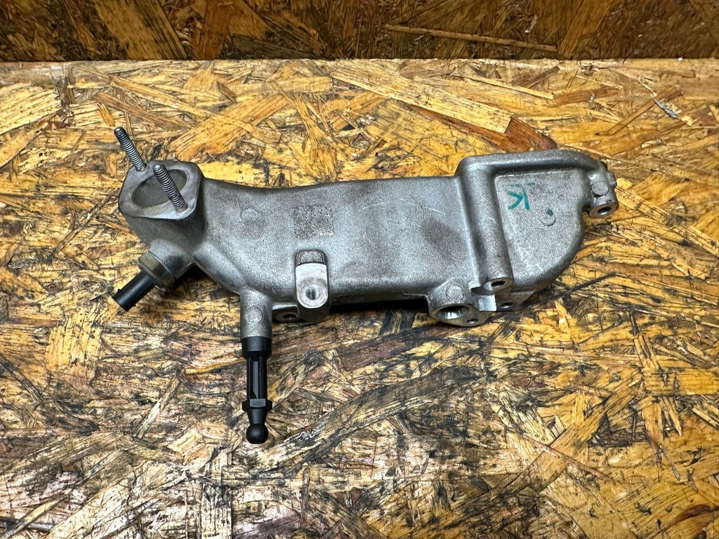 фото №3, Корпус термостата alfa stelvio giulia 2.0t 05048125ac