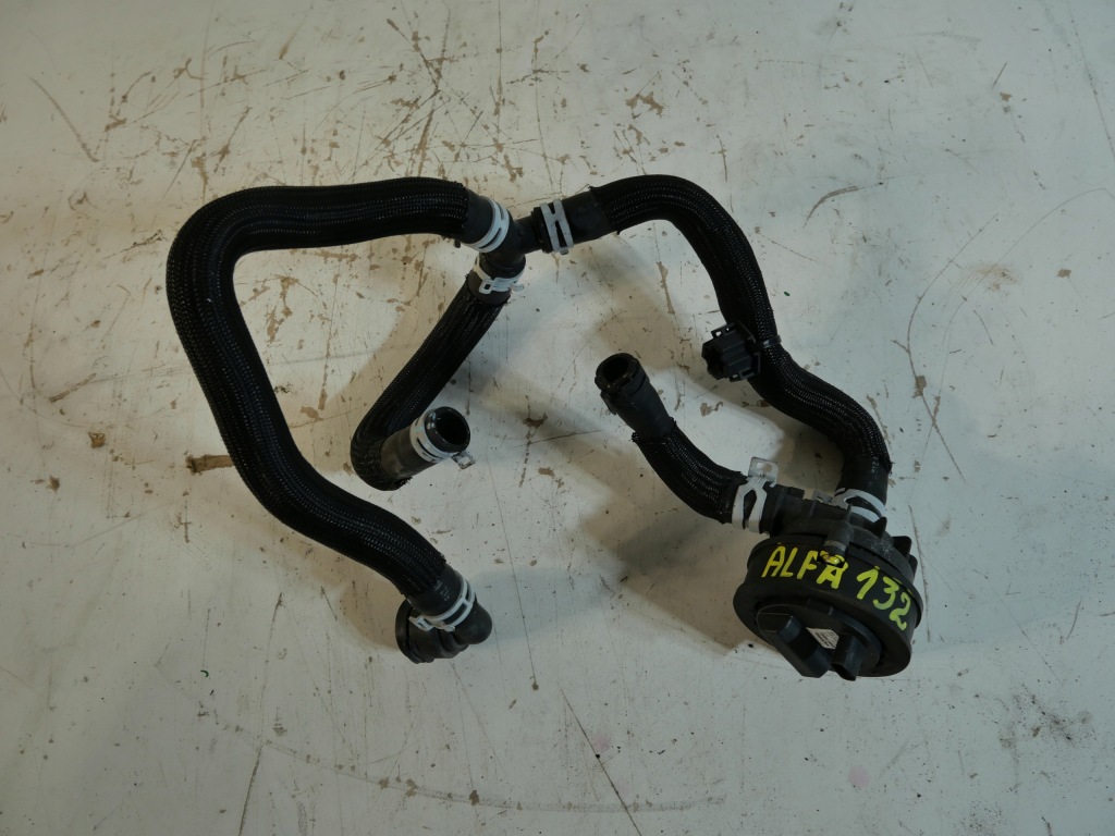 фото №1, Jeep wrangler пабтрубок  шланг провода насос воды 68444148ad