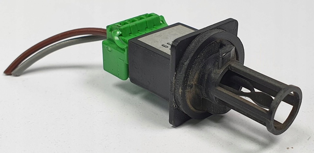 Купити Датчик температури внутрішньої volvo v70 i 1363439