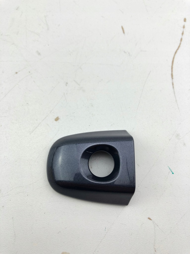 фото №1, Toyota avensis t-27 заглушка замка двері