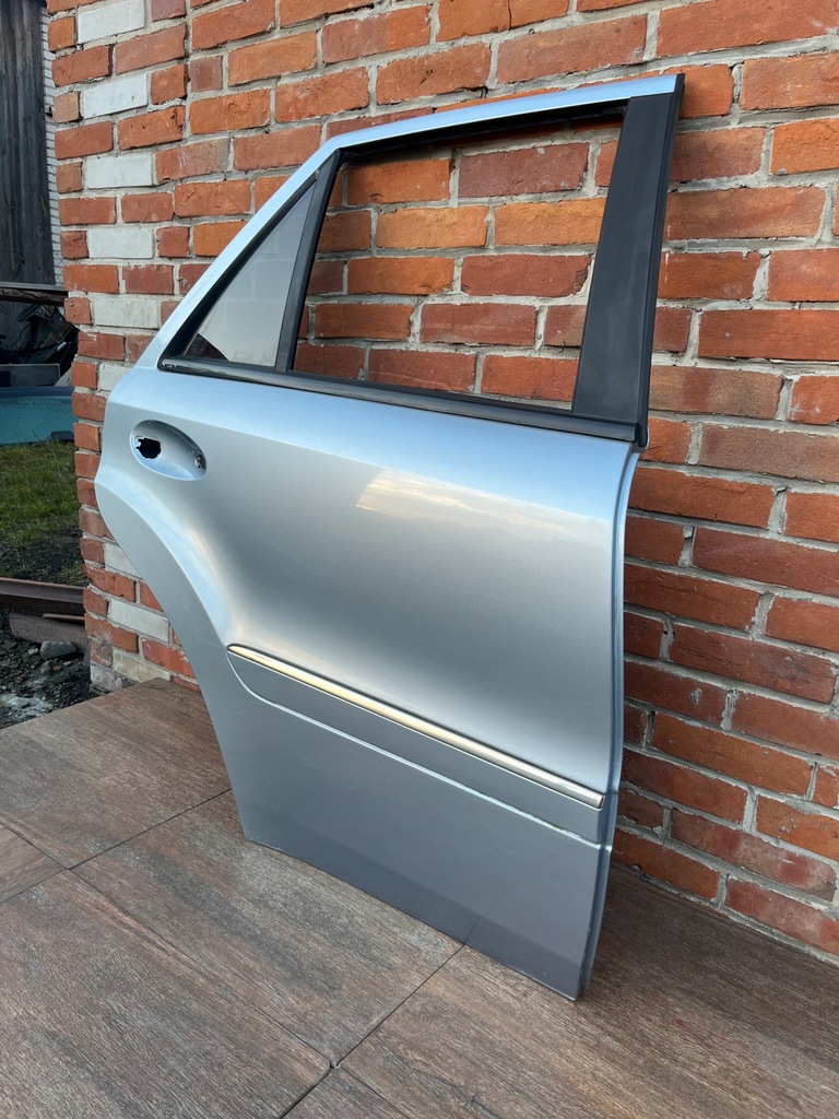 фото №8, Mercedes ml w164 05-11 c349 двері правий задня