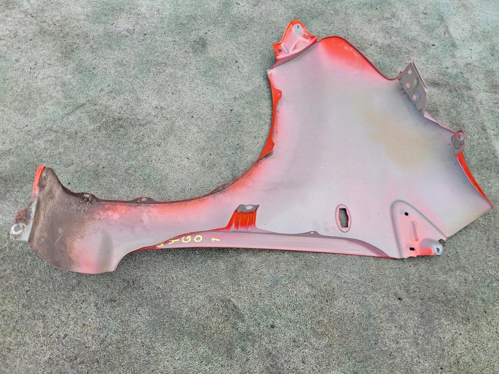 фото №11, Крыло передний левый / правый перед toyota aygo 1 2005-14