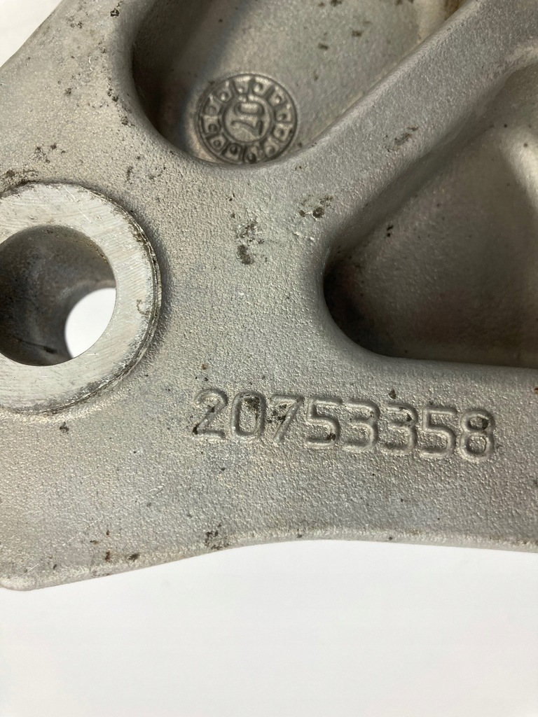 фото №5, Renault magnum dxi13 volvo fh13 euro 5 кронштейн двигуна подушок 20753358