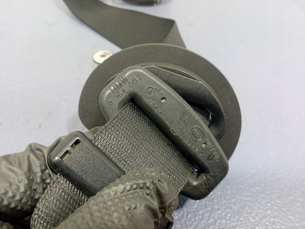 Bmw 5 f11 f10 f01 ремінь безпеки перед правий 9164052 в Україні