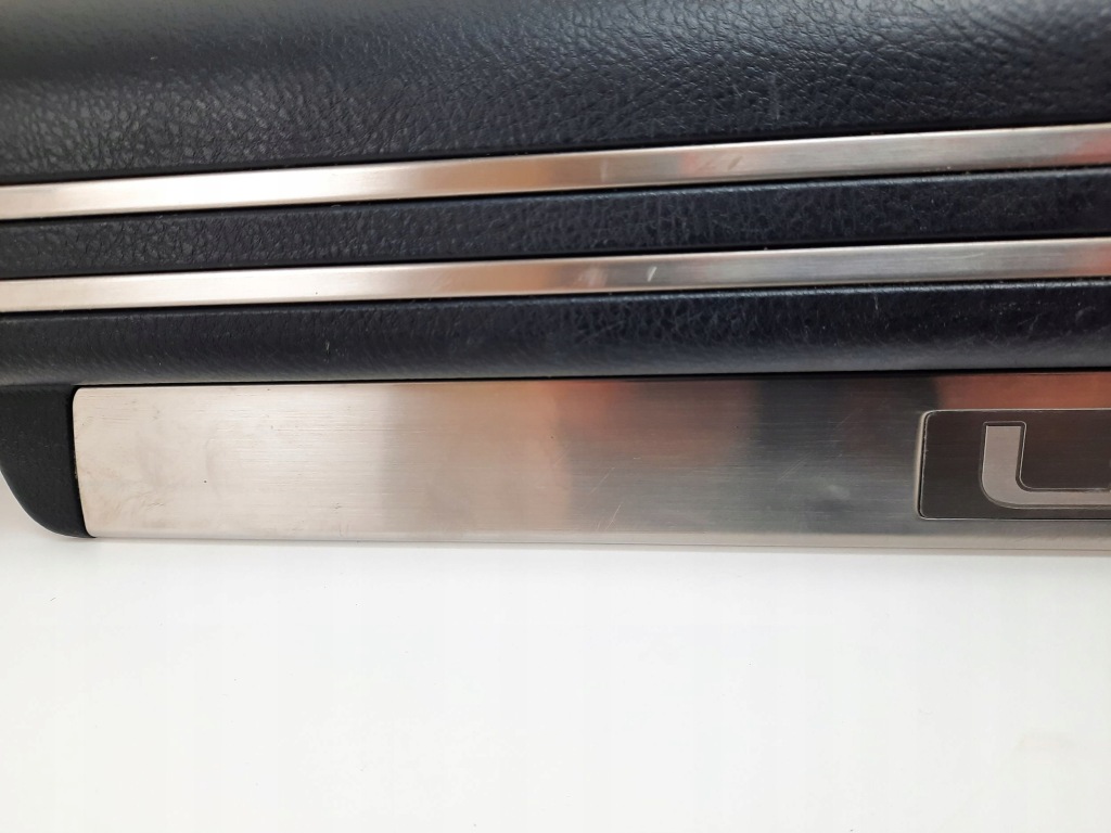 2008 lexus ls 460 - 600h накладка поріг двері передніх 6791350111 Зі Шроту