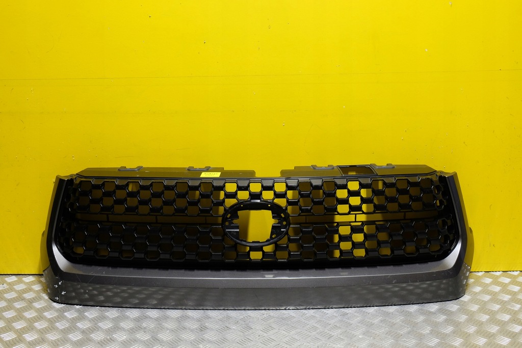 фото №1, Toyota tundra 2018- решётка радиатора решётка радиатора перед usa