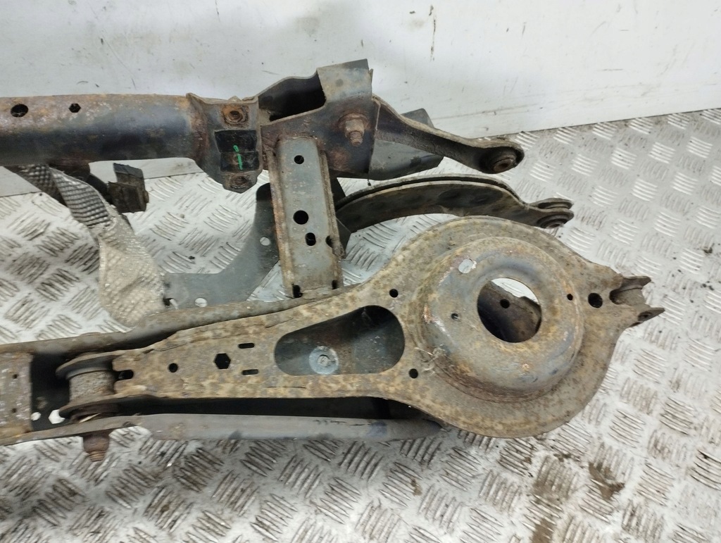 фото №5, Ford c-max ii 2012 рама допоміжна задня