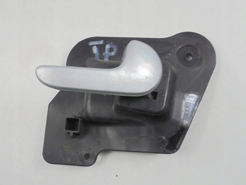 Opel meriva a 02-06 ручка двері внутрішня права задній 13121861 Ціна