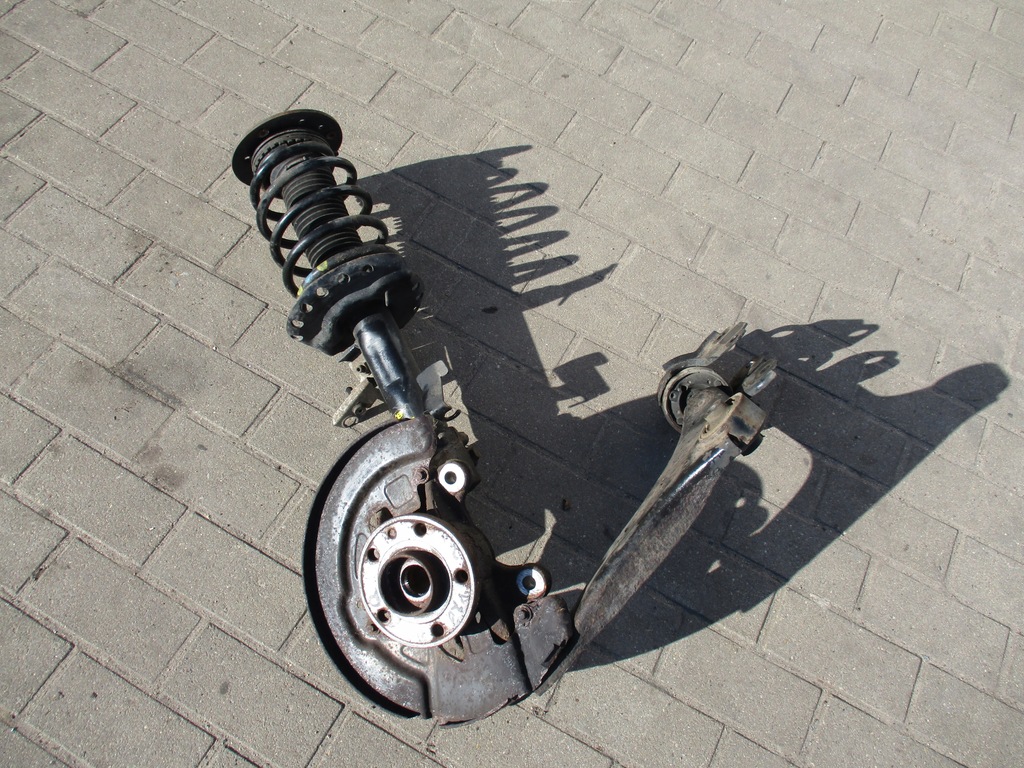 фото №1, Mcperson ступица рычаг правый volvo v70 iii 2.0d