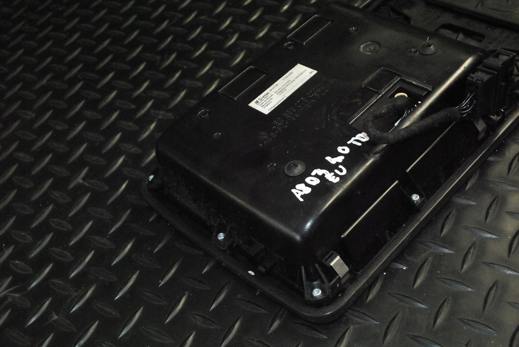 фото №16, Основа телефону бардачок audi a8 d3 4e0863075f