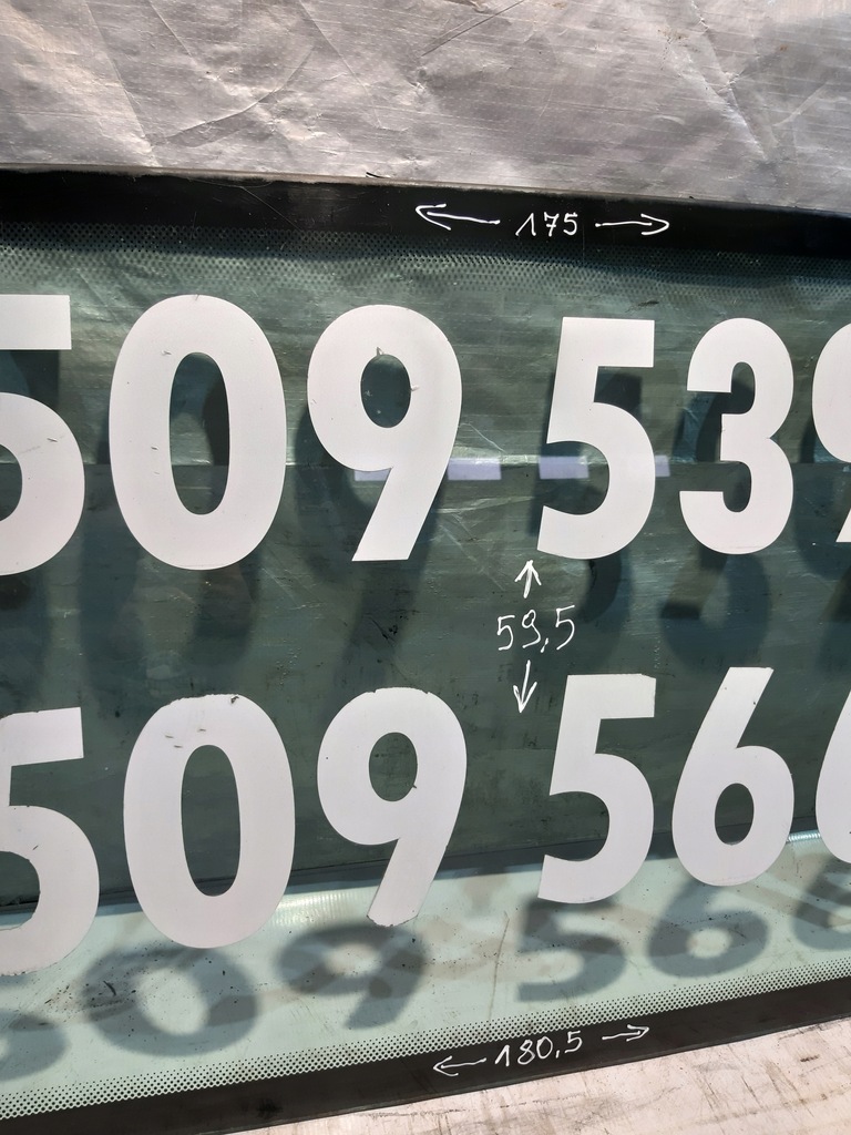 фото №4, Скло задня задня автобус isuzu turquoise